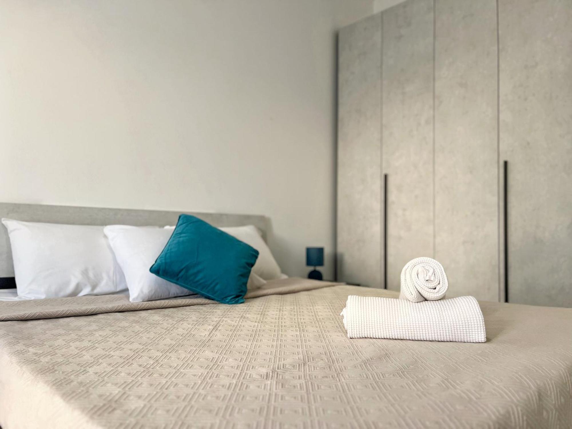 Marina Apartments Msida Esterno foto
