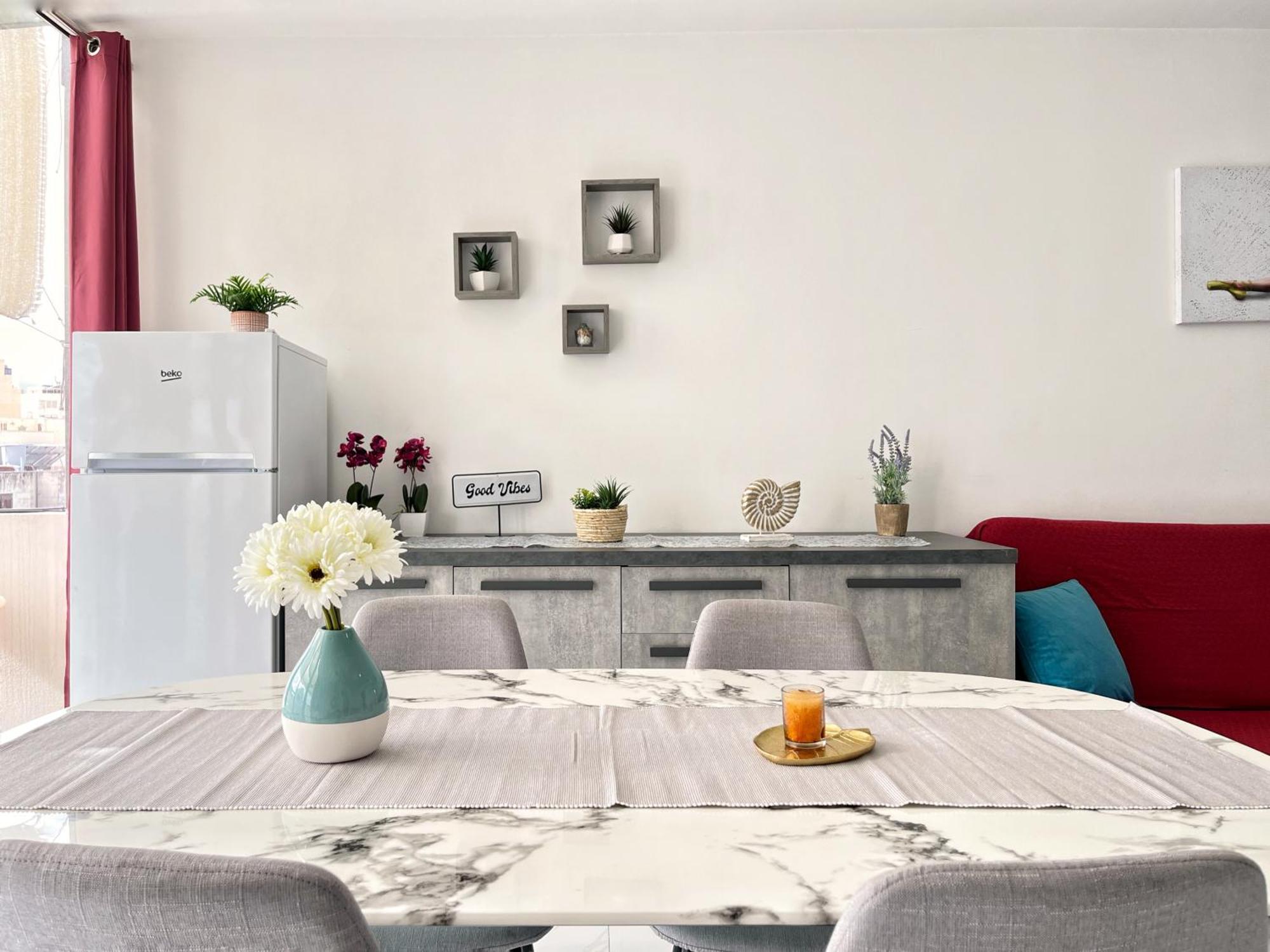 Marina Apartments Msida Esterno foto